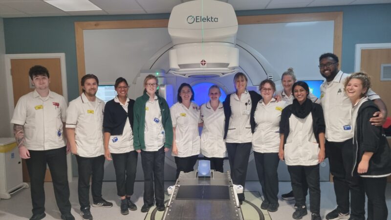 Radiotherapy colleagues by imaging machine